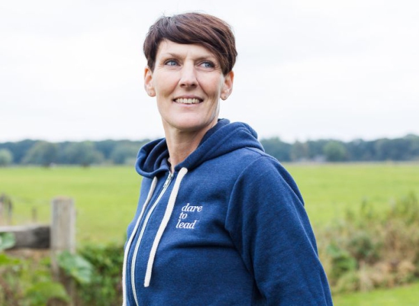 "Groeien is niet groter worden, maar je bewust worden van je eigen grootsheid." "Groeien is niet groter worden, maar je bewust worden van je eigen grootsheid."