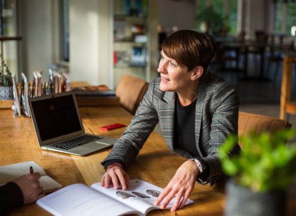 Slecht nieuws brengen Slecht nieuws brengen